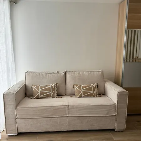 Azur & Chill - A Proximite Train Bus Aeroport Appartement