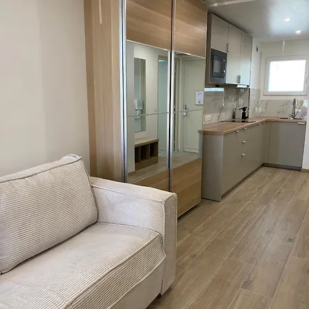 Appartement Azur & Chill - A Proximite Train Bus Aeroport *