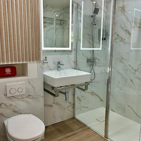 Azur & Chill - A Proximite Train Bus Aeroport Appartement Saint-Laurent-du-Var