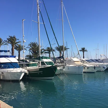 Apartment Azur & Chill - A Proximite Train Bus Aeroport Saint-Laurent-du-Var