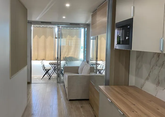 Apartment Azur & Chill - A Proximite Train Bus Aeroport Saint-Laurent-du-Var