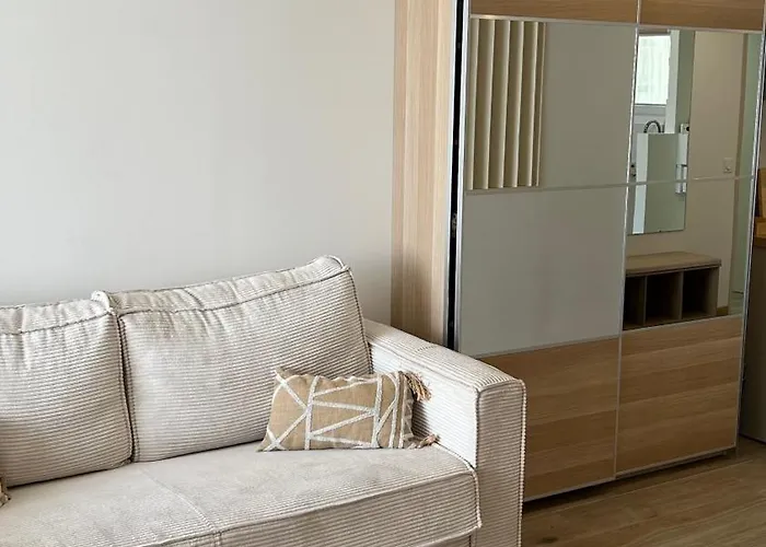 Azur & Chill - A Proximite Train Bus Aeroport